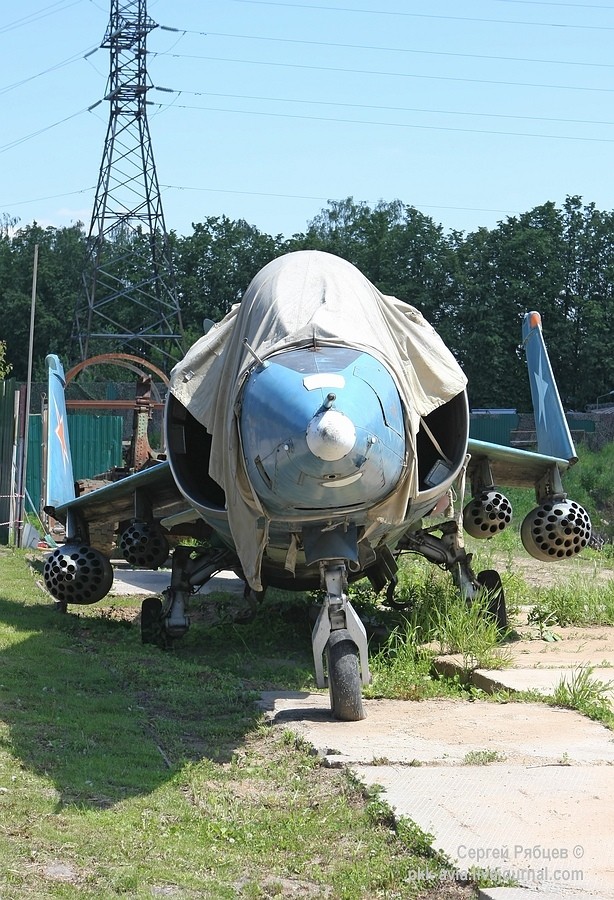 Máy bay Yak-38